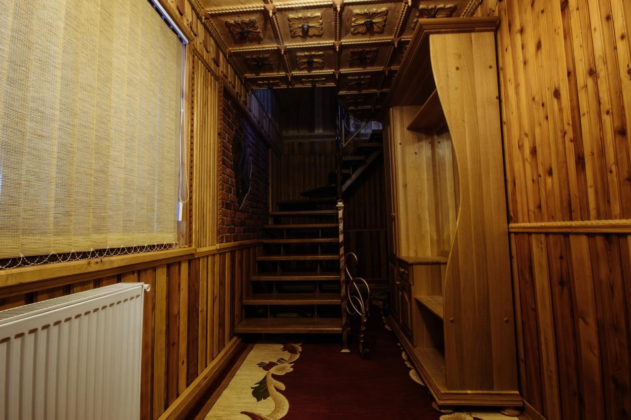 Korona Karpat Hotel Mezőhát Kültér fotó